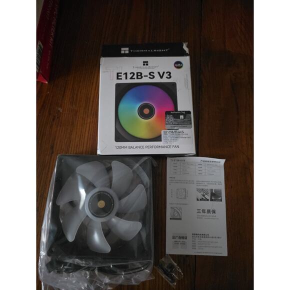 Thermalright TL-C12B-S V3 120mm ARGB CPU Fan, 1500RPM, PWM, Quiet, ARGB Mirror L - Picture 1 of 4